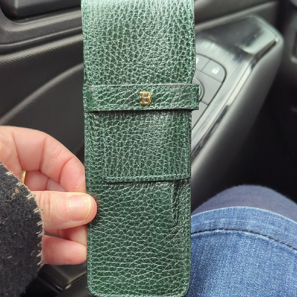 Green Leather Men's Accessory Case